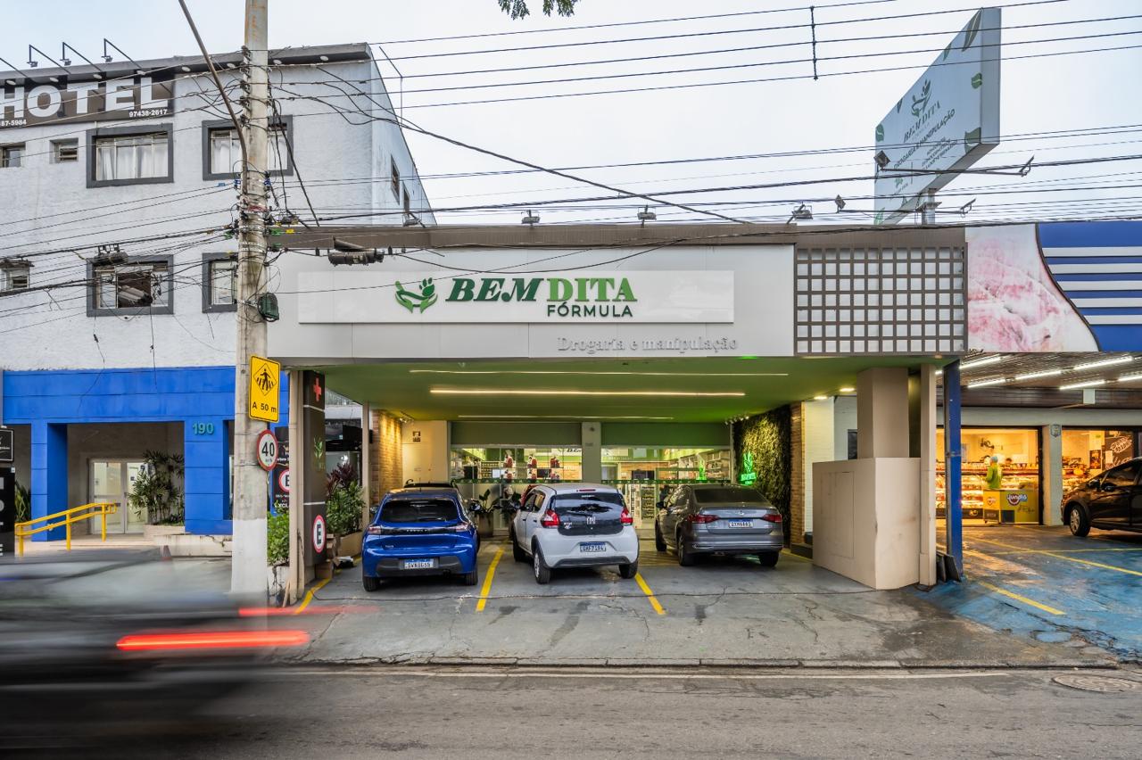 Fachada da Bem Dita Fórmula em Arujá
